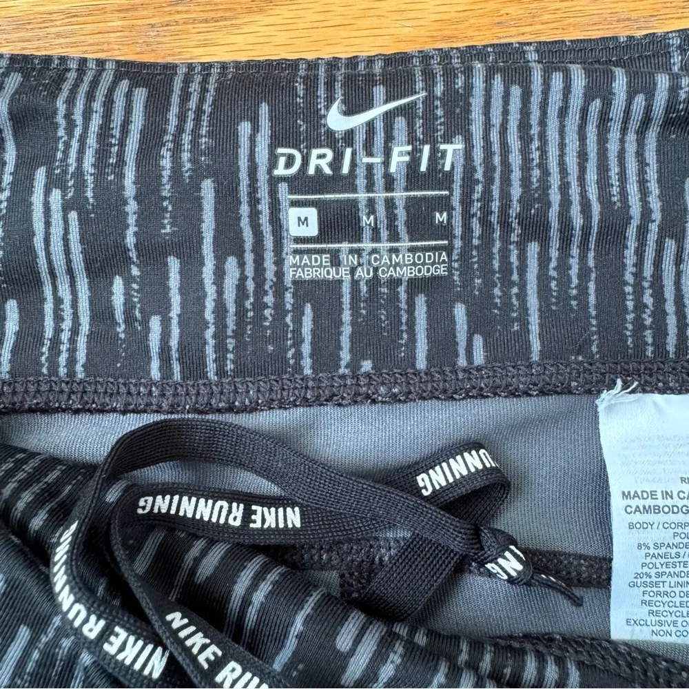 Nike‎ DRY-FIT  Cropped Leggings Flex 3.0 Capri Black Womens Size M